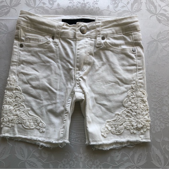 Joe’s White Embroidered Denim Jeans Bermuda Shorts Gurls Size 6 Elastic Waist - Picture 11 of 14